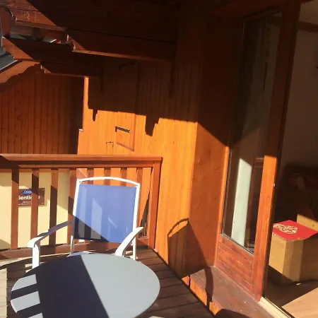 Cosy 4 Pers. Avec Balcon Et Wifi - Fr-1-263-392 * Valloire