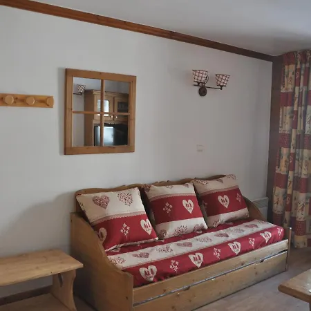 Cosy 4 Pers. Avec Balcon Et Wifi - Fr-1-263-392 * Valloire