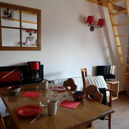 Cosy 4 Pers. Avec Balcon Et Wifi - Fr-1-263-392 Apartment *