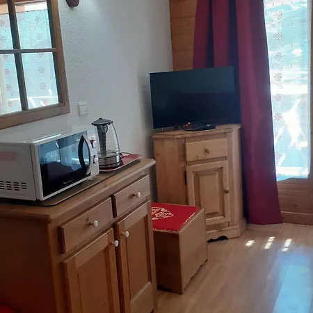 Apartment Cosy 4 Pers. Avec Balcon Et Wifi - Fr-1-263-392 Valloire
