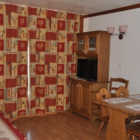 Cosy 4 Pers. Avec Balcon Et Wifi - Fr-1-263-392 Apartment *