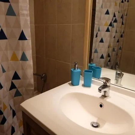 Apartment Cosy 4 Pers. Avec Balcon Et Wifi - Fr-1-263-392